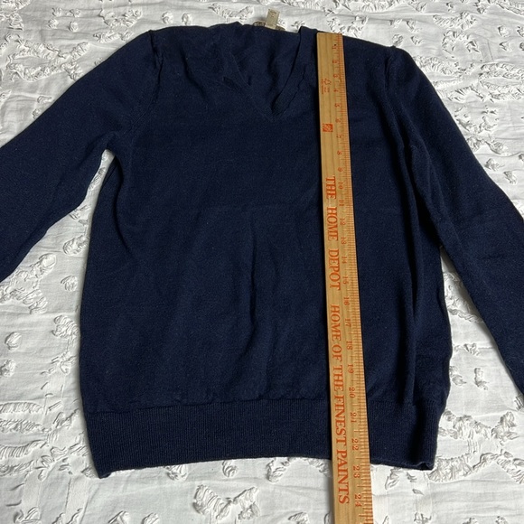 Burberry Top size SP (Authentic) - Picture 7 of 12